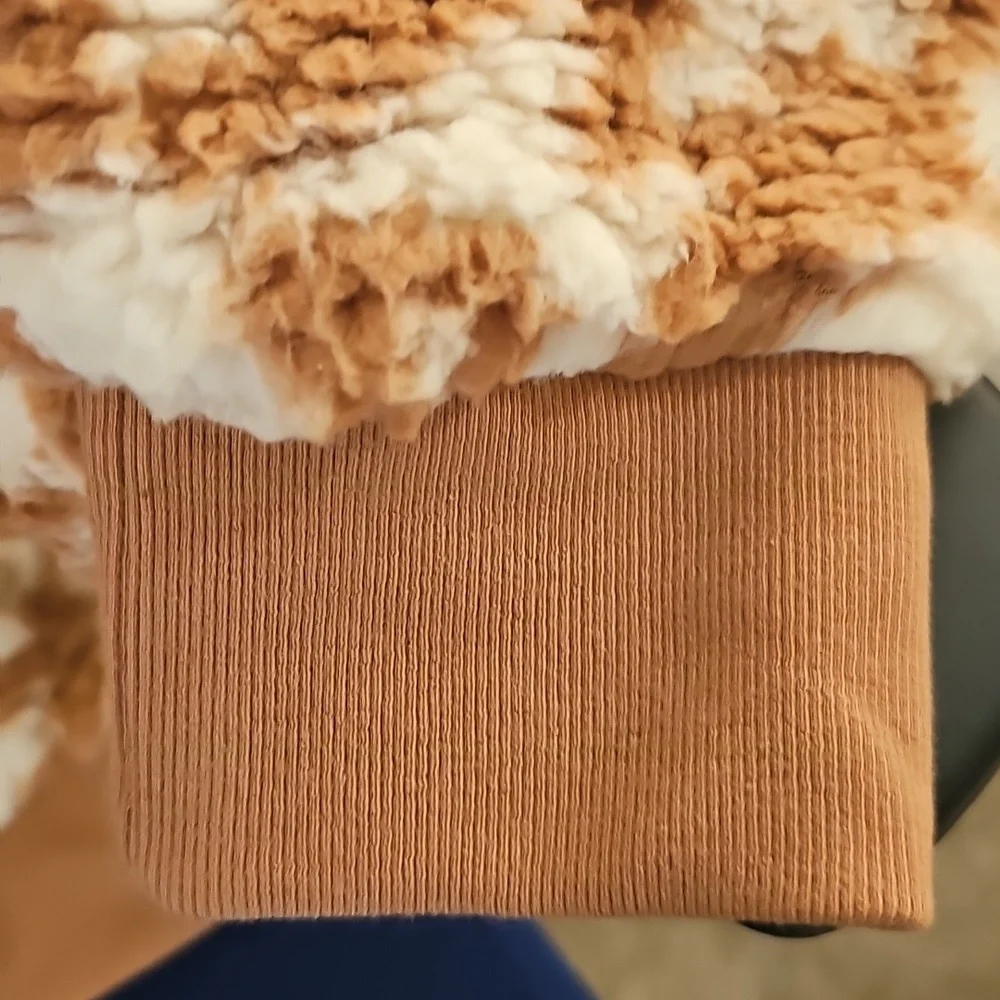 PINK Tan and Cream Fleece Pullover Size M NWOT - Picture 5 of 5